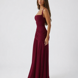 ENIE | Maxikleid mit Gerafftem Eckigem Ausschnitt
