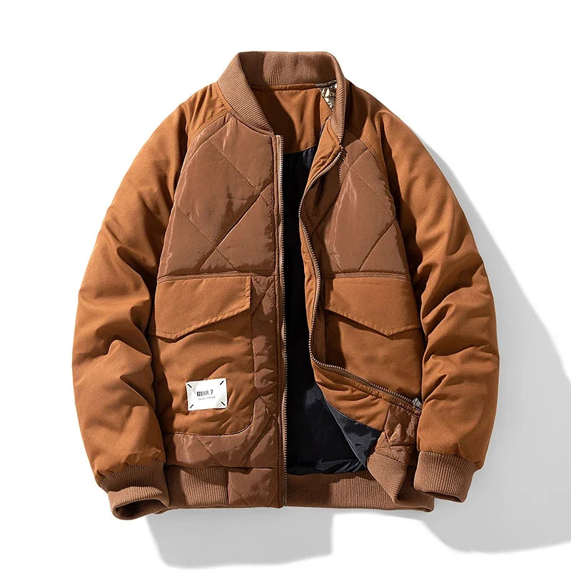 Miestas bomber striukė