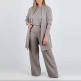 Aistė – Trijų dalių elegantiškas kostiumas