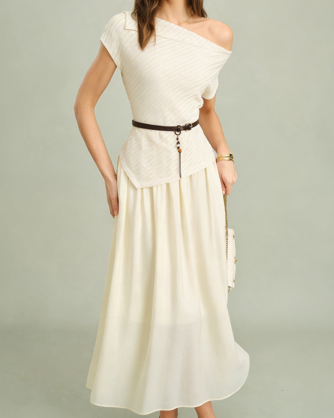 Miglė – Asimetriška elegantiška suknelė